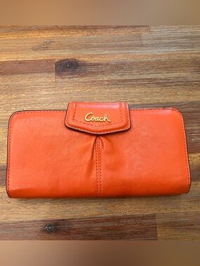 Coach Ashley Leather Zip Around Wallet – Burnt Orange/Rust – Beige Interior